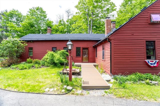 30 The Common, Phillipston, MA 01331