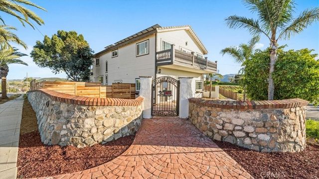 1006 W Pottery, Lake Elsinore, CA 92530