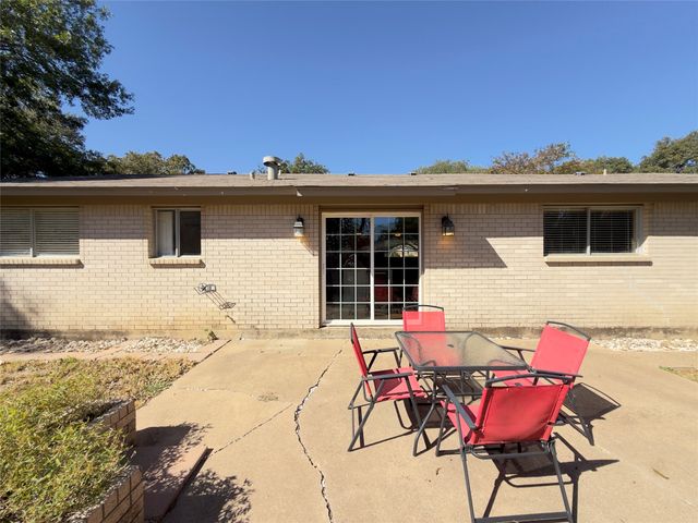 1831 Mountainview Drive, Waco, TX 76710