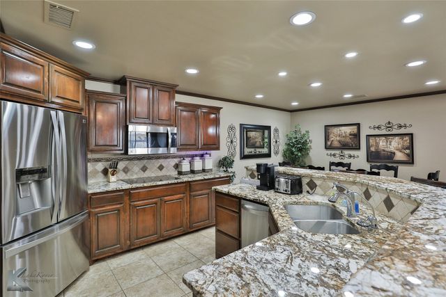 3153 Curry Lane D3, Abilene, TX 79605
