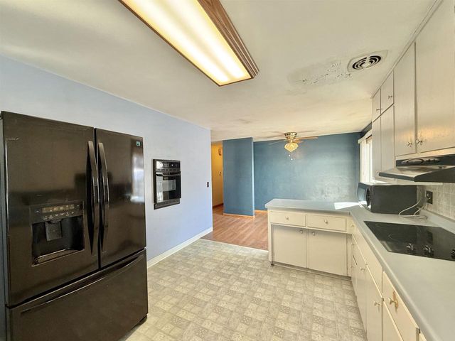 1027 Thomas Street, Janesville, WI 53545