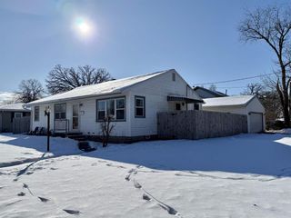 1027 Thomas Street, Janesville, WI 53545