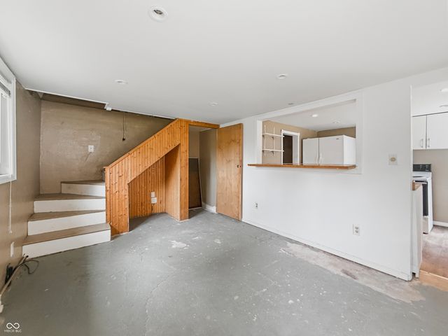 5903 Oak Lane, Anderson, IN 46013
