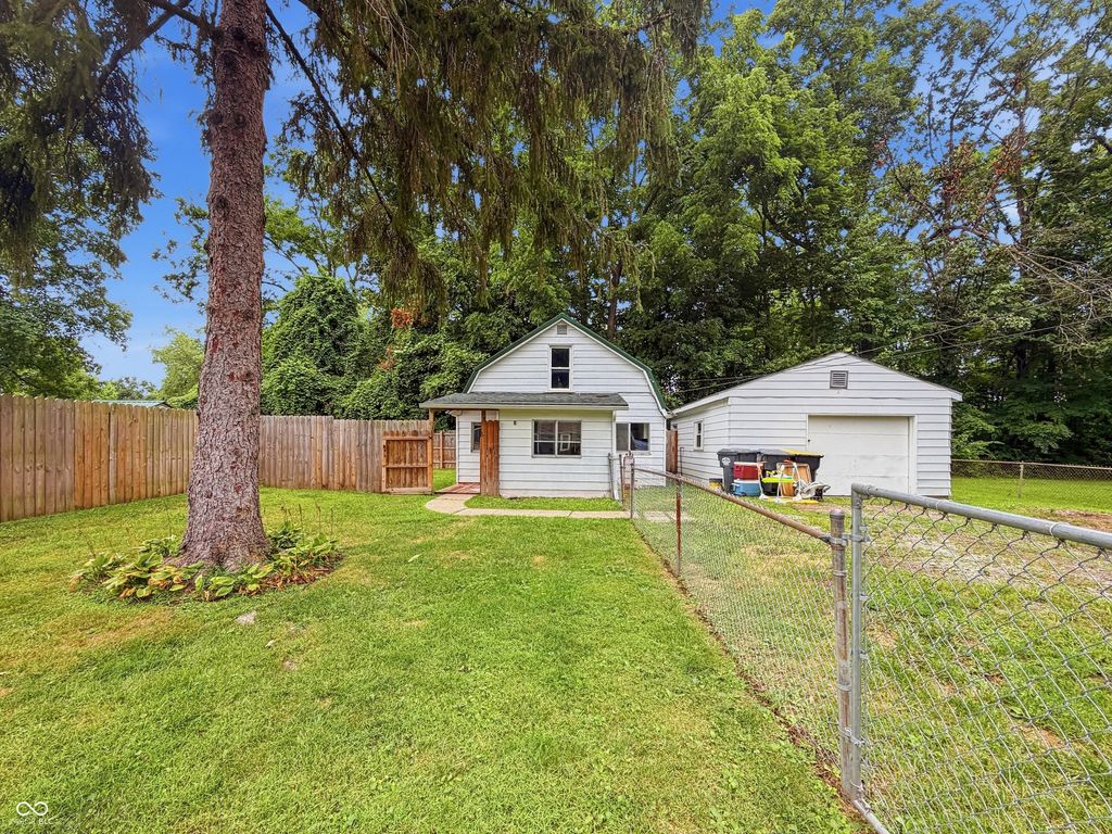 5903 Oak Lane, Anderson, IN 46013