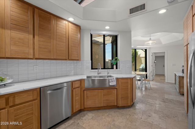 8401 N 84TH Place, Scottsdale, AZ 85258