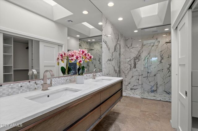 8401 N 84TH Place, Scottsdale, AZ 85258