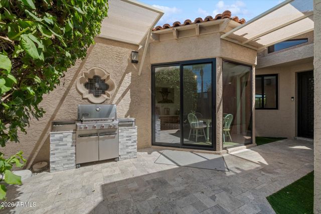 8401 N 84TH Place, Scottsdale, AZ 85258