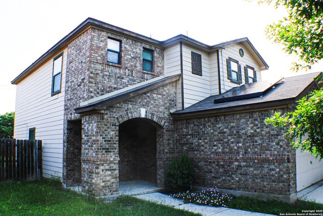 8815 Adhinger, San Antonio, TX 78245