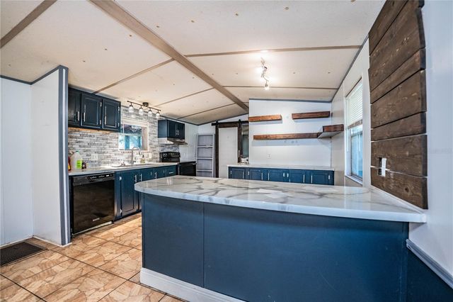 3825 SWINDELL ROAD, Lakeland, FL 33810