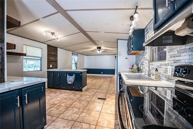 3825 SWINDELL ROAD, Lakeland, FL 33810