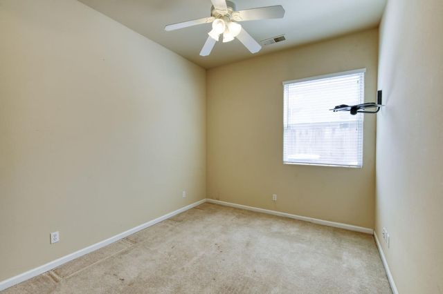 2959 Swift Avenue, Clovis, CA 93611