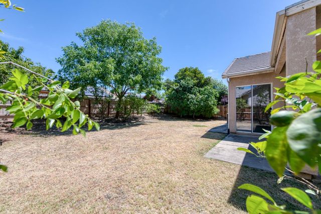 2959 Swift Avenue, Clovis, CA 93611