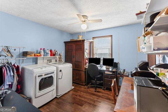 4023 Thames Drive NE, Kennesaw, GA 30144