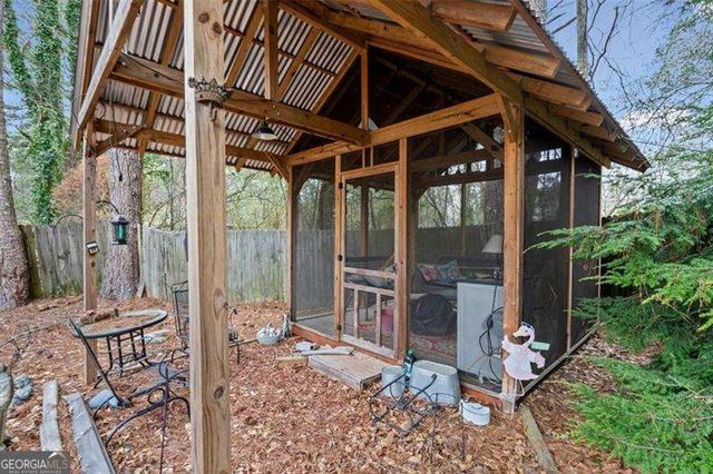 4023 Thames Drive NE, Kennesaw, GA 30144