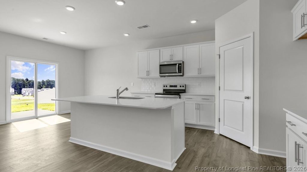 186 Rashford Way, Raeford, NC 28376 — photo 5