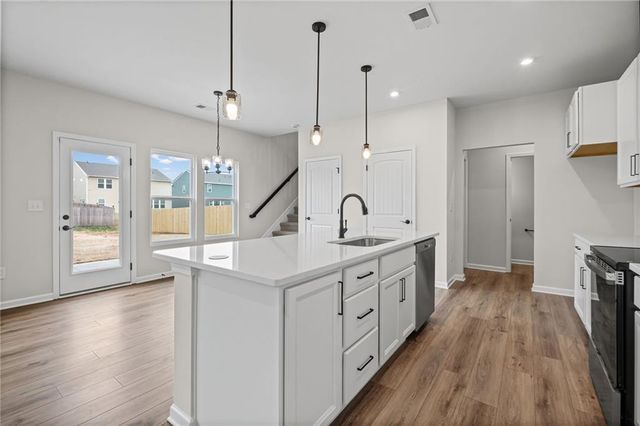 1001 Rainier Drive, Euharlee, GA 30120