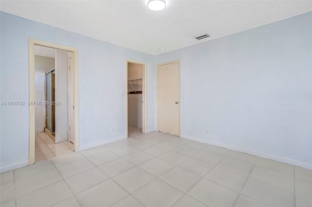 1005 SW 18th St, Boynton Beach, FL 33426