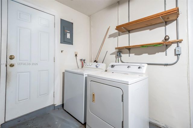 1005 SW 18th St, Boynton Beach, FL 33426