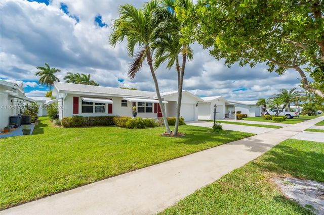 1005 SW 18th St, Boynton Beach, FL 33426