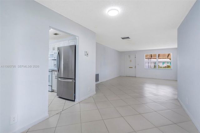 1005 SW 18th St, Boynton Beach, FL 33426