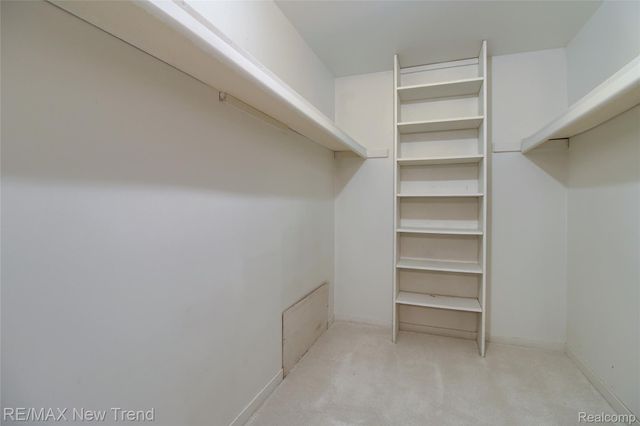 44420 Wright Way, Novi, MI 48375