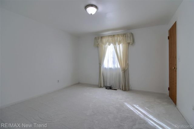 44420 Wright Way, Novi, MI 48375