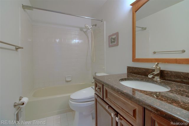 44420 Wright Way, Novi, MI 48375