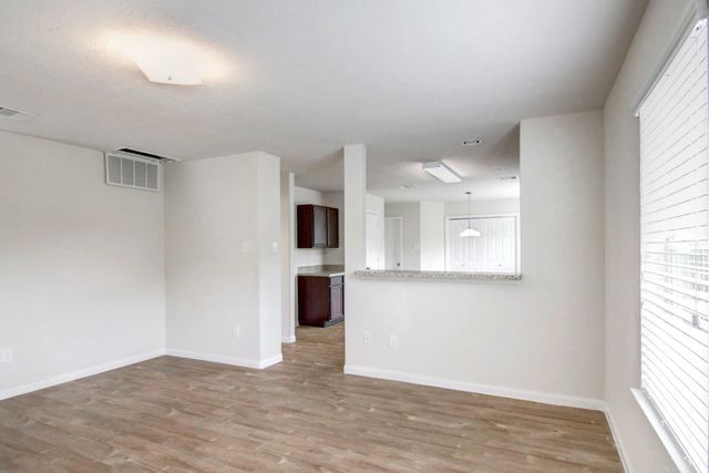 21614 N Werrington Way, Houston, TX 77073