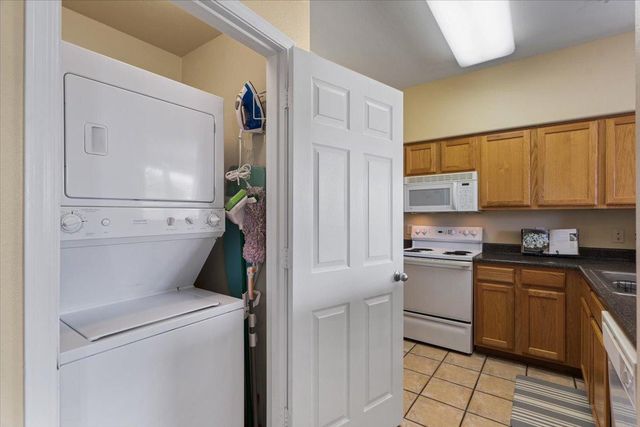 20100 N 78th Place 2203, Scottsdale, AZ 85255