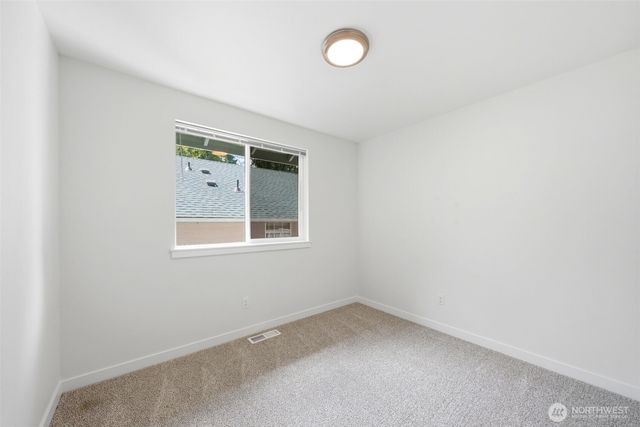 211 Anderson Avenue, Granite Falls, WA 98252