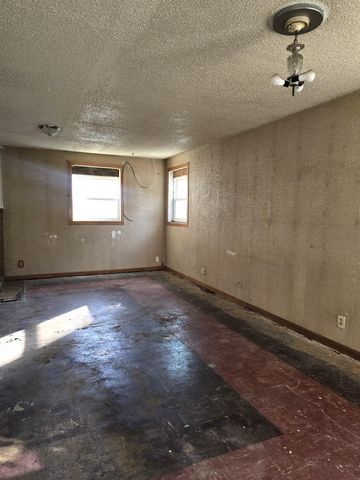 1765 Independence Avenue, Waterloo, IA 50707