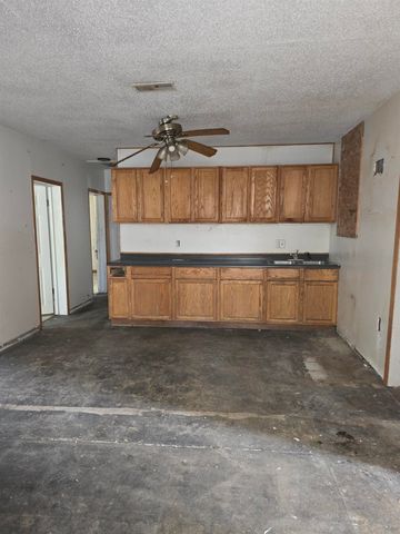 1765 Independence Avenue, Waterloo, IA 50707