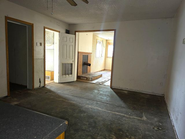 1765 Independence Avenue, Waterloo, IA 50707