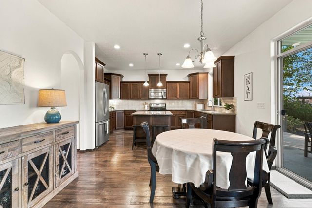 19019 E 15th Ave, Greenacres, WA 99016