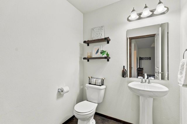 19019 E 15th Ave, Greenacres, WA 99016