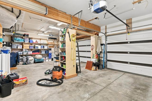 19019 E 15th Ave, Greenacres, WA 99016