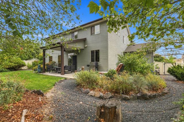 19019 E 15th Ave, Greenacres, WA 99016