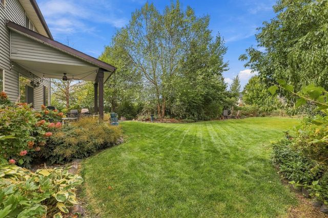 19019 E 15th Ave, Greenacres, WA 99016