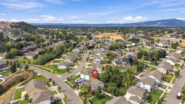 19019 E 15th Ave, Greenacres, WA 99016