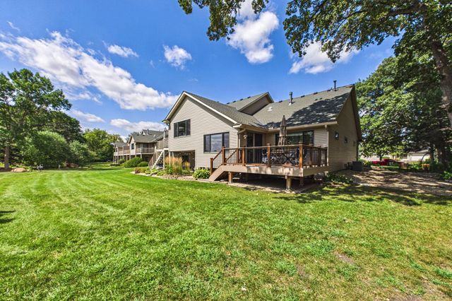 4201 93rd Avenue N, Brooklyn Park, MN 55443