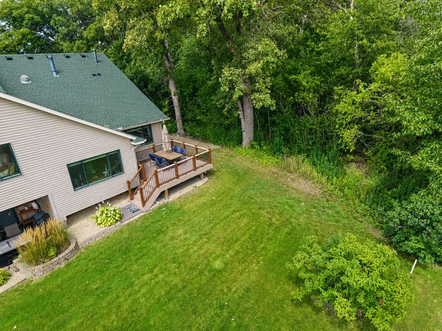 4201 93rd Avenue N, Brooklyn Park, MN 55443