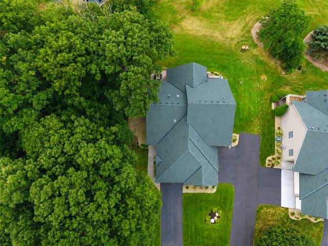 4201 93rd Avenue N, Brooklyn Park, MN 55443