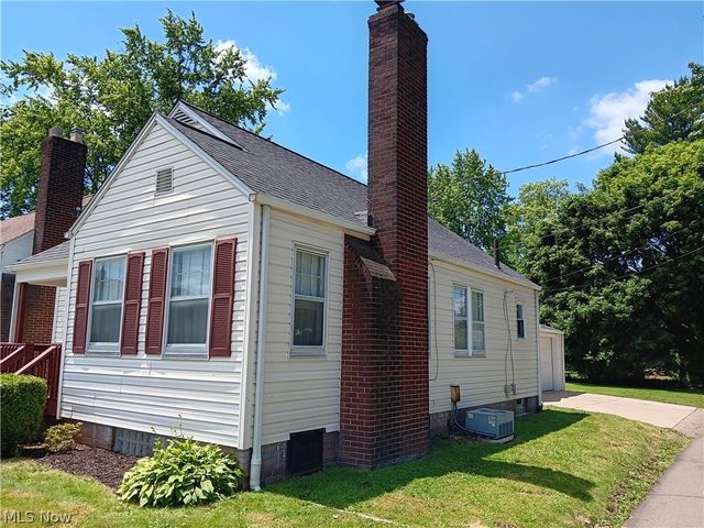 1815 Kirk Court NW, Canton, OH 44709