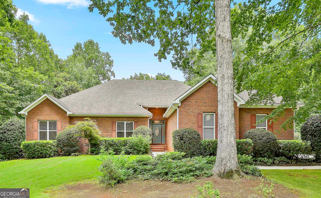 165 Hideaway Drive, Fayetteville, GA 30215