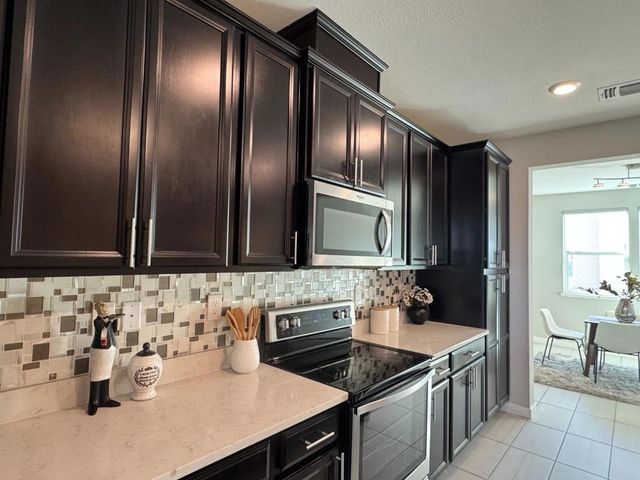 31 Tidal Way, San Mateo, CA 94401