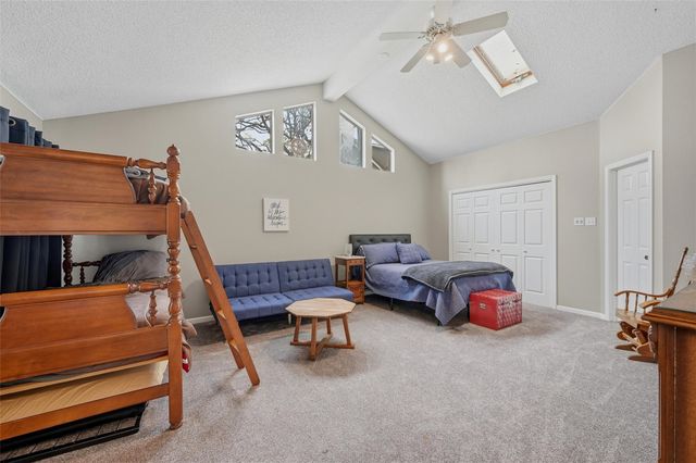 140 Blackfoot Trail, Lake Kiowa, TX 76240