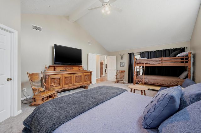 140 Blackfoot Trail, Lake Kiowa, TX 76240