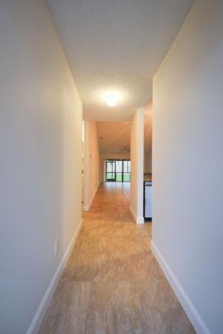 10127 E Boca Bend E B2, Boca Raton, FL 33428