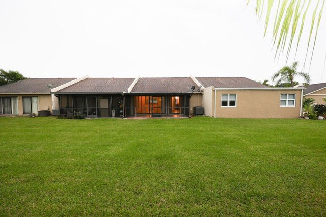10127 E Boca Bend E B2, Boca Raton, FL 33428