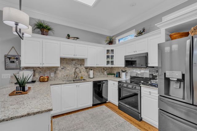 1700 Fairway Dr, Cookeville, TN 38501